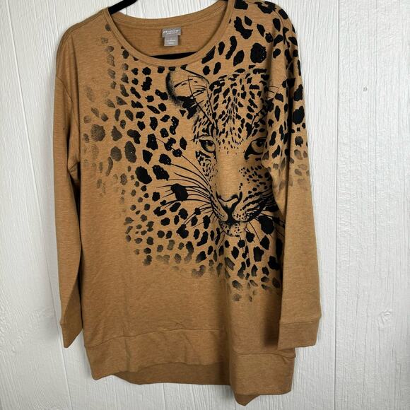 Chico's Zenergy Cheetah Print Head Face Sweater Size 1 or U.S. 8/10 Crew Neck - Picture 5 of 9